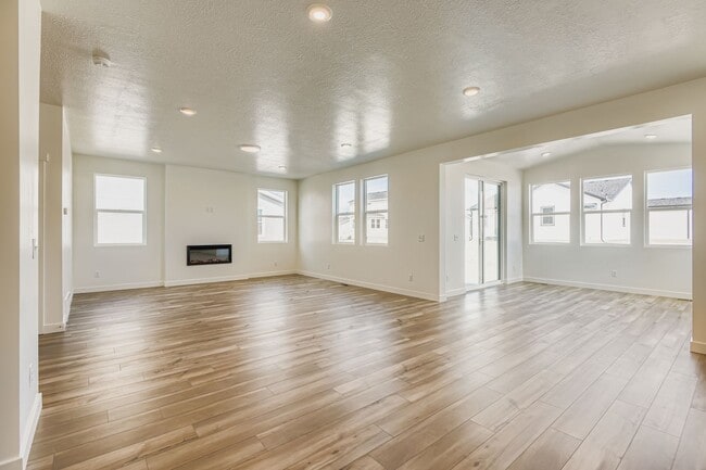 217 E Clear Granite Way, Eagle Mountain, UT 84005 - photo 2