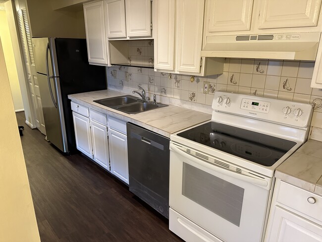 Kitchen 2
