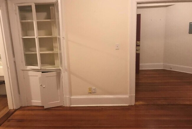 881 Massachusetts Ave unit 44, Cambridge, MA 02139 - photo 4