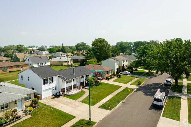 Most homes in Cheektowaga are modestly sized.