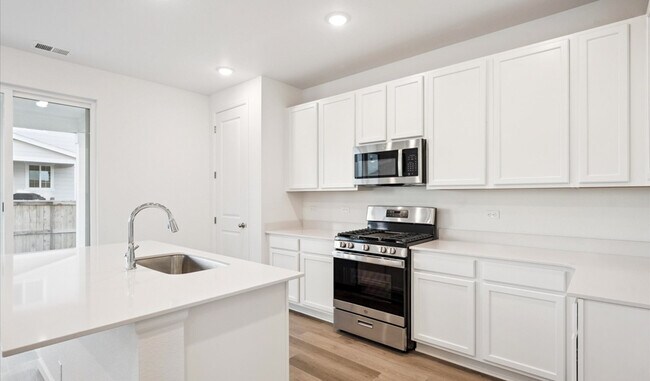 5430 Brangus Dr, Windsor, CO 80528 - photo 4