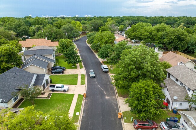 Maple Run in South Austin offers great homes for any family wanting the Austin experience.