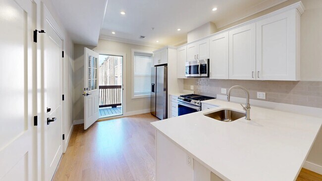 164 Allston St unit 4, Boston, MA 02134 - photo 2