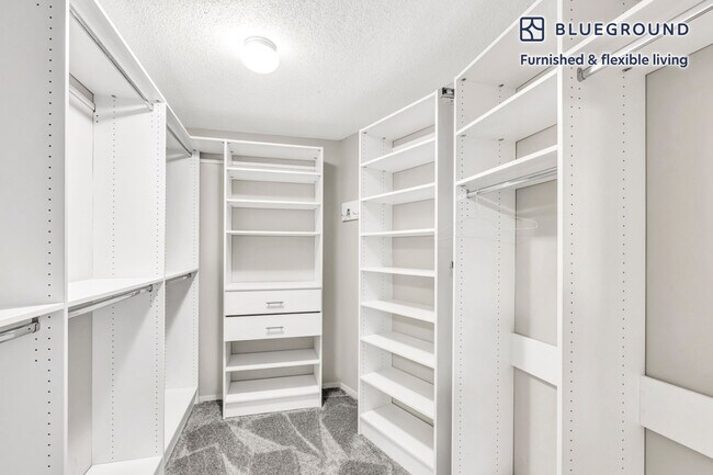 2111 Richmond Hwy unit ID8363A, Arlington, VA 22202 - photo 5