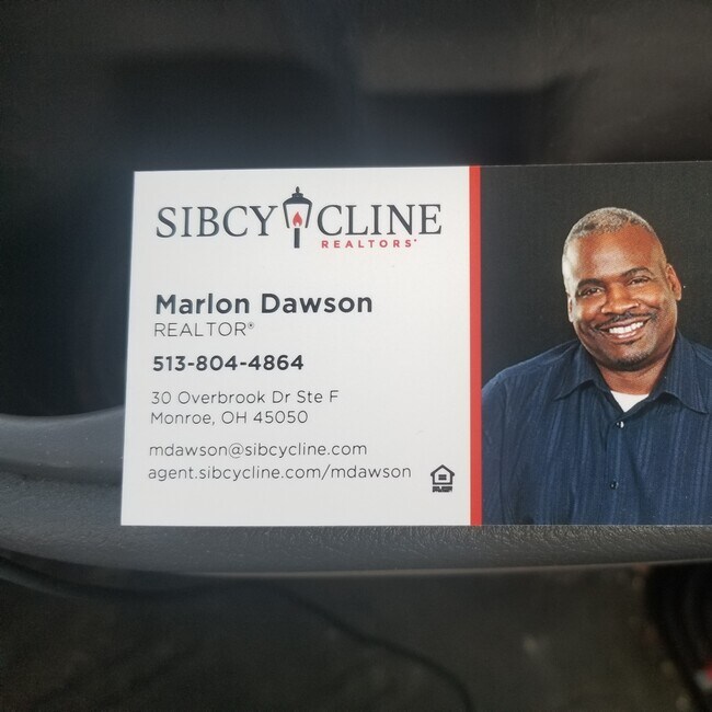 Agent Photo