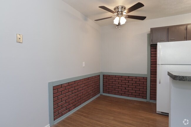 Maple Eastlake Apartments, Eastlake, OH 44095 - photo 7