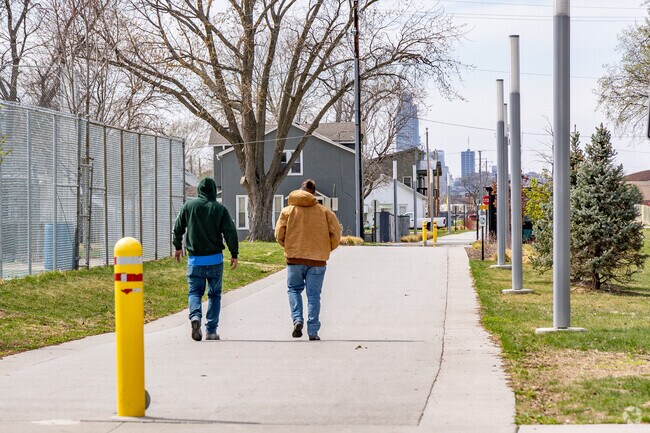 West Broadway Trial spans across Council Bluffs and connects Roberts Park residents across neighborhoods.