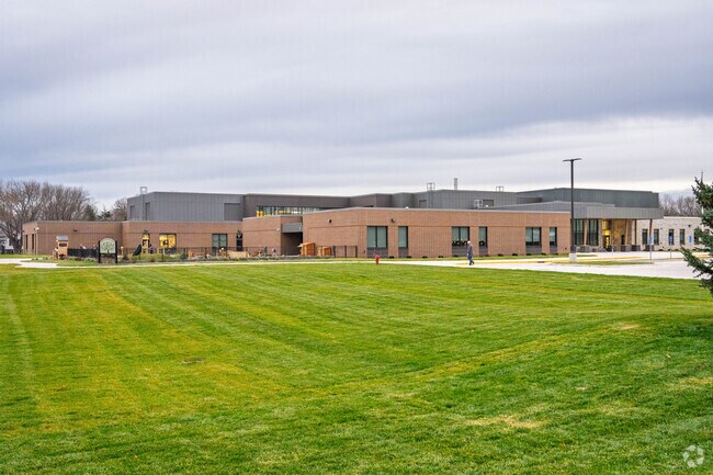 Reede Gray Elementary School is proud of its dedicated staff who provide high quality instruction and personalized support for diverse learners.