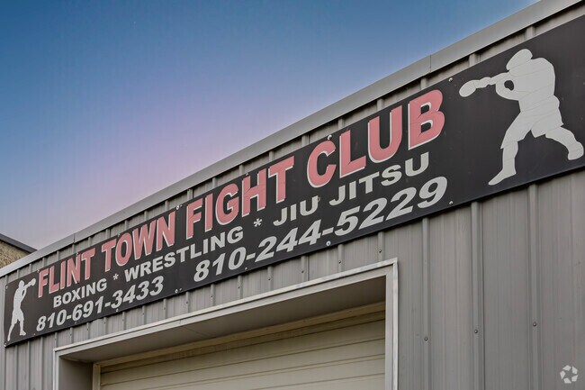 Flint Town Fight Club is a volunteer-based boxing club free for Circle Drive residents.