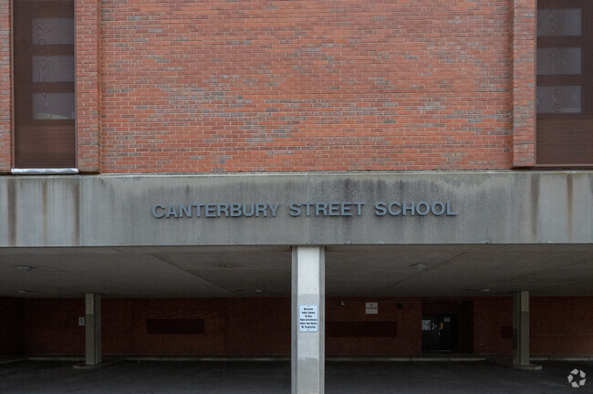 Cantebury Street School is located in Worcester.