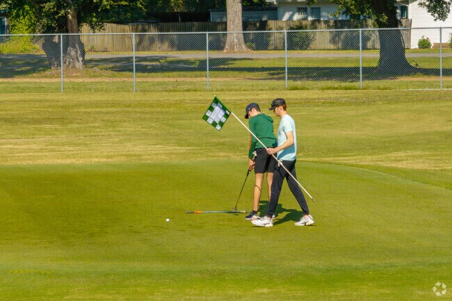 The Bringhurst City Golf Course in the Wilshire Park area is a fun place to spend a morning.