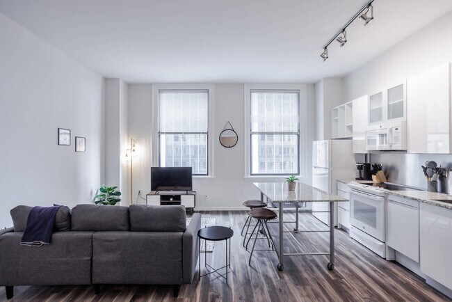 9-JAN-JAN E 4th St unit ID1343750P, Cincinnati, OH 45202 - photo 4