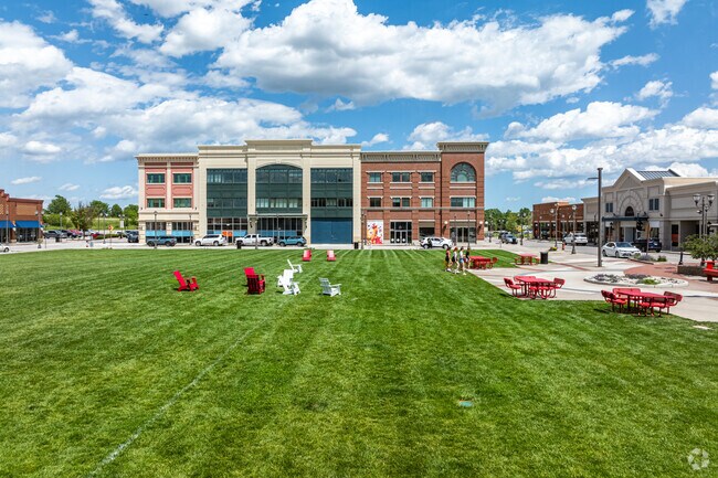 NorthPark in Zona Rosa hosts movie nights in the summer months.