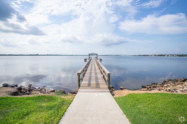 The Prien area of Lake Charles is beautiful, and full of scenery.