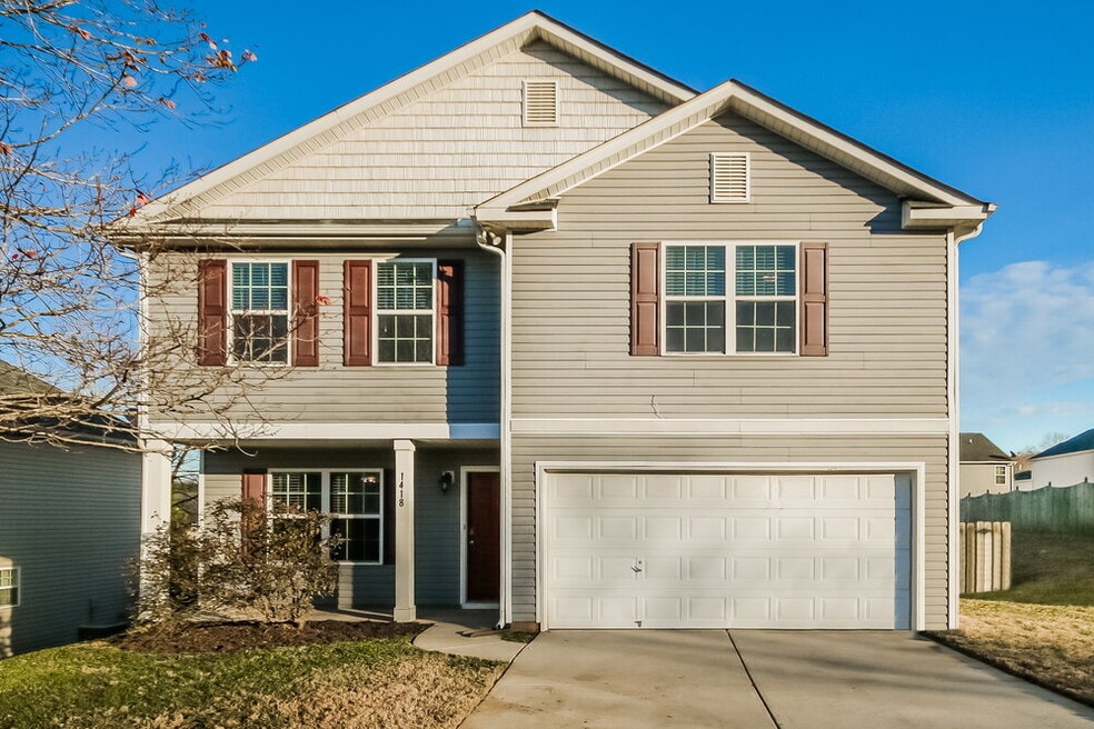 1418 River Run Rd, Lowell, NC 28098 - photo 1