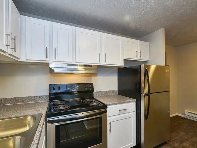 Azlee, Salt Lake City, UT 84115 - photo 7