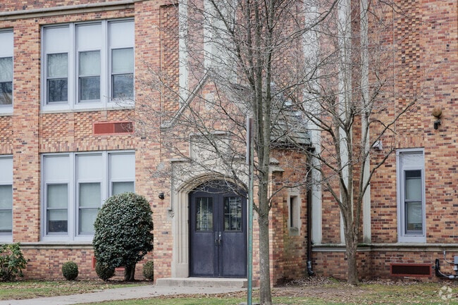 Merritt Memorial School in Cresskill, NJ receives an overall Niche grade of A.