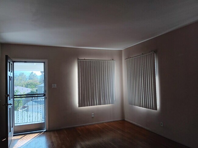 2100 N Verdugo Rd unit B, Glendale, CA 91208 - photo 3