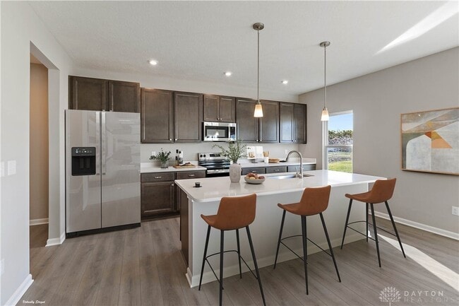 535 Iris Dr, Yellow Springs, OH 45387 - photo 2