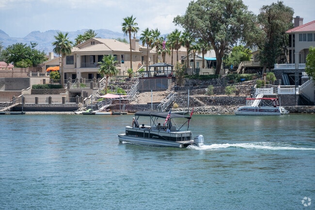 Laughlin is the perfect destination for boating enthusiasts.