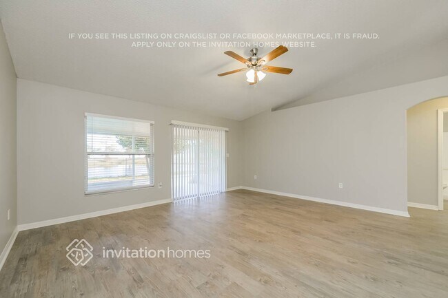 4240 Climbing Aster Ct, Saint Cloud, FL 34772 - photo 4