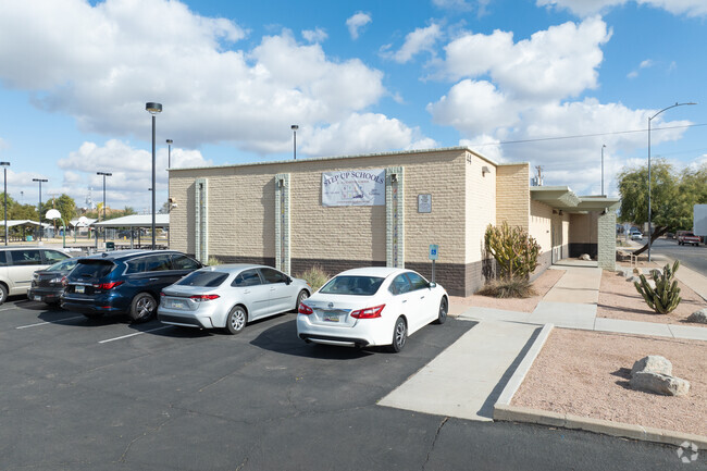 Step Up School is a K-8 charter school in Mesa.
