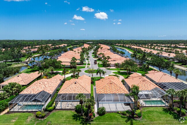 Village Walk of Naples is a large community of single family homes on culs-de-sac and quiet residential streets.