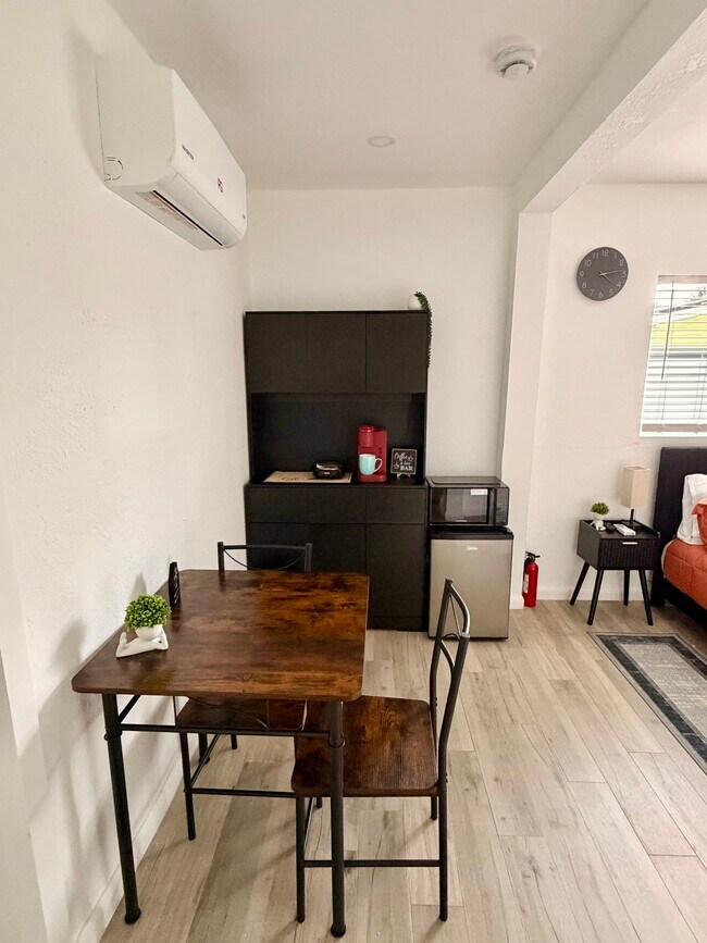 1213 NW 4th Ave, Fort Lauderdale, FL 33311 - photo 6