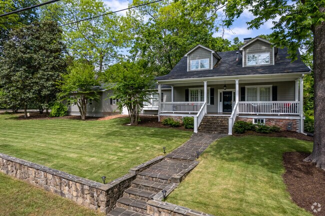 Charming Cape Cod houses are found throughout Downtown Marietta.