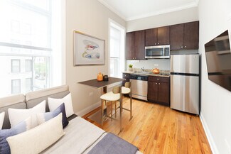 766-768 W Jackson Blvd, Chicago, IL 60661
