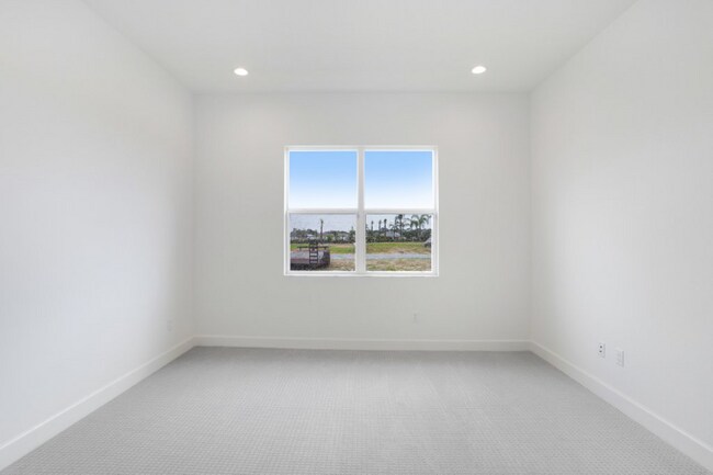 30000 Neroli St, Wesley Chapel, FL 33543 - photo 7