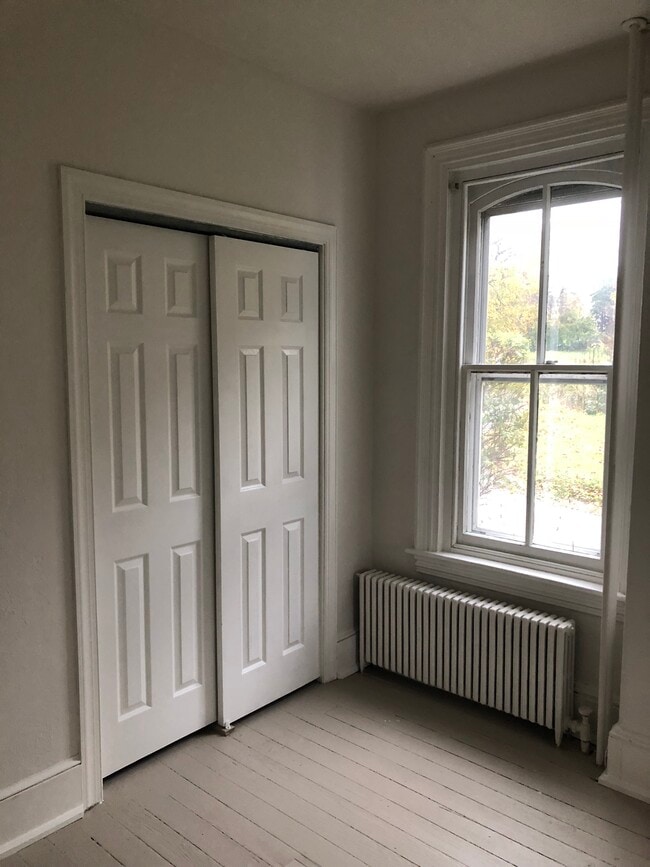 37 Prizer Rd unit 37 First Floor, Phoenixville, PA 19460 - photo 3