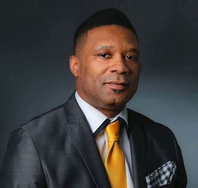 Agent Photo