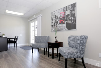 10822 Magnolia Blvd, North Hollywood, CA 91601
