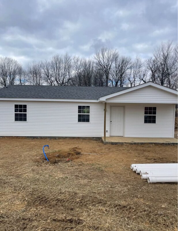 17 Tracker Ln, Leitchfield, KY 42754