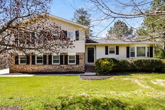 35 Pine Grove Rd, Cartersville, GA 30120