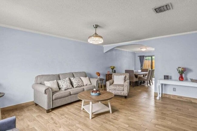 901 Riverside Dr, Greenacres, FL 33463 - photo 5