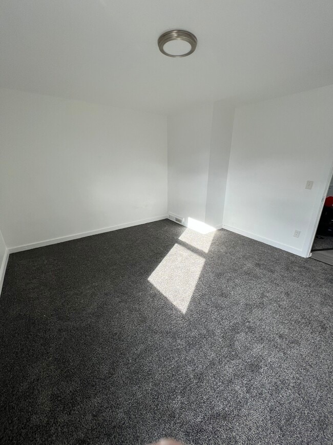 19 Channing Place unit 19 Channing place, Tonawanda, NY 14150 - photo 5