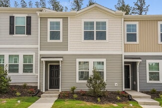 547 Landing View Dr, Eagle Rock, NC 27591