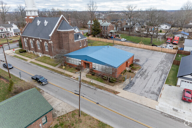 St. John Catholic School provides Pre-school through 8th grade, Catholic education.