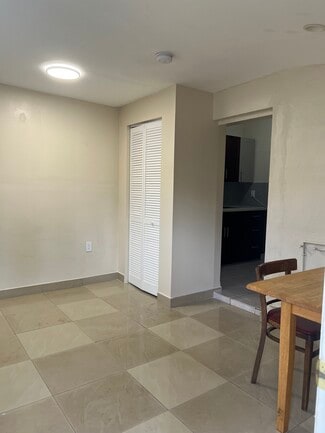 1131 NE 170th St, Miami, FL 33162