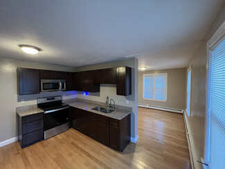 14 Arnold Ave Unit 2, Lincoln, RI 02865