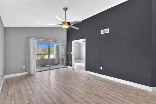 2850 N Oakland Forest Dr unit 313, Oakland Park, FL 33309 - photo 3