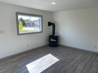 13813 10th St Unit 3, Osseo, WI 54758