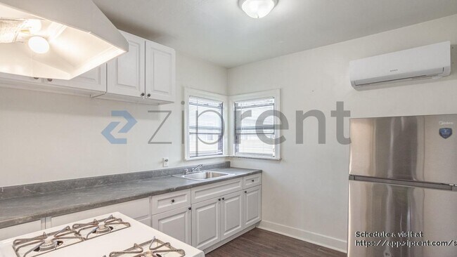 1390 E Santa Clara St, San Jose, CA 95116 - photo 6
