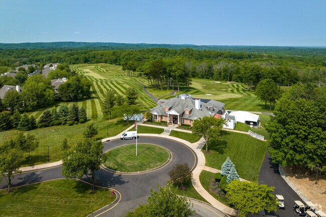 Bernards' premier private New Jersey National Golf Club has 18-holes of championship golf.