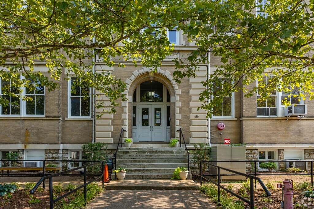 Episcopal School of Nashville relocated to the historic Ross building in East Nashville.