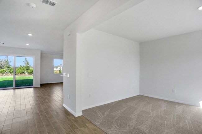 35021 Tuscan Hills Rd unit 38667807, Dade City, FL 33525 - photo 6