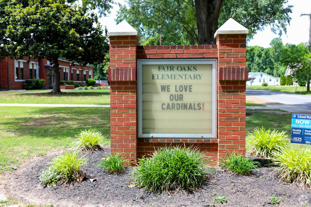 Fair Oaks Elementary School's signage boasts its school pride.