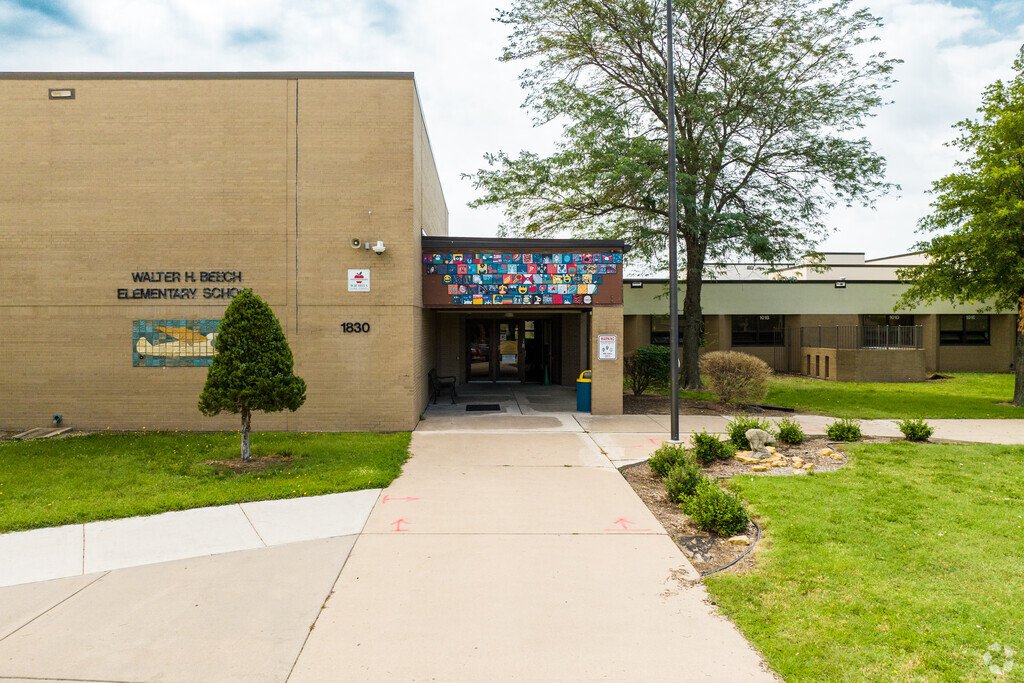 The entrance to Beech Elementary is very colorful.
